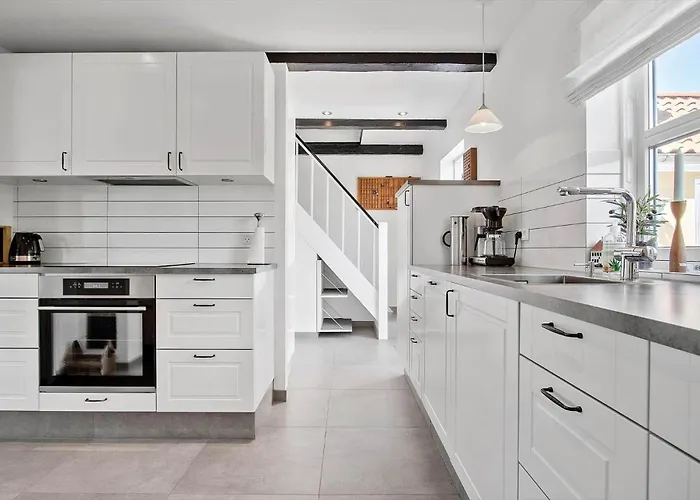 Tv1491-bindslev-tannisbugtvej-100 * Биндслев