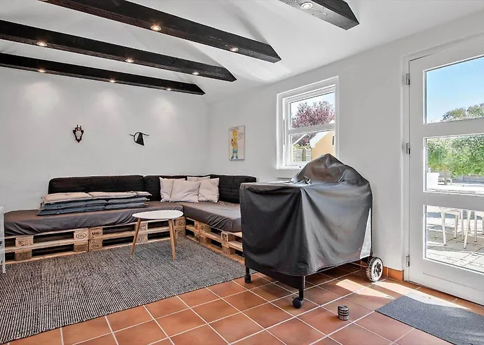 Tv1491-bindslev-tannisbugtvej-100